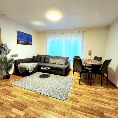 Ultra Wood 1 * Stavanger